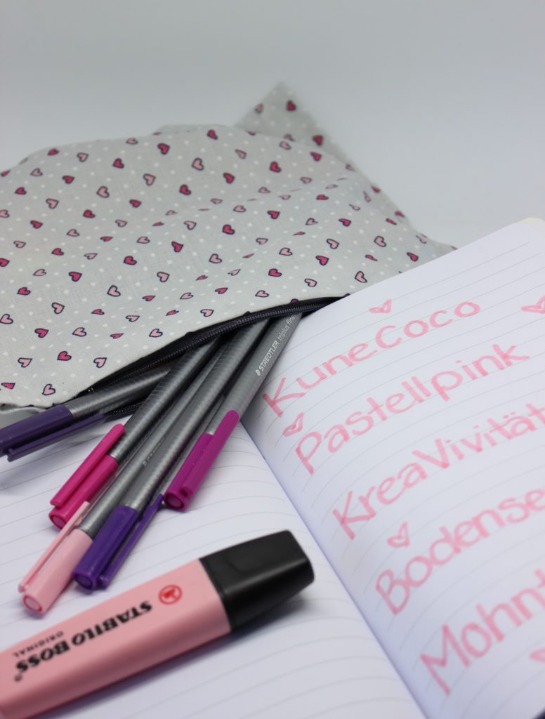 Fertiges DIY Mäppchen mit Stiften