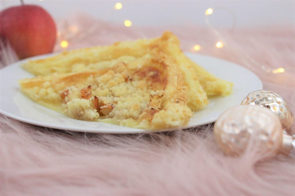 Einfaches Apfelkuchen Rezept zum nach backen. 