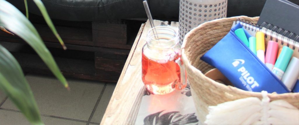 PILOT Stifte eignen sich perfekt für dein Boho Sommerkleidungsstück!